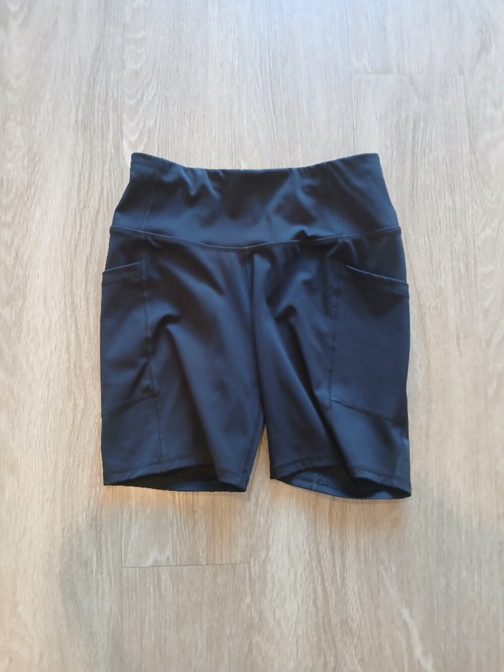 GREAT Women's Black Long Pocketed All in Motion Shorts